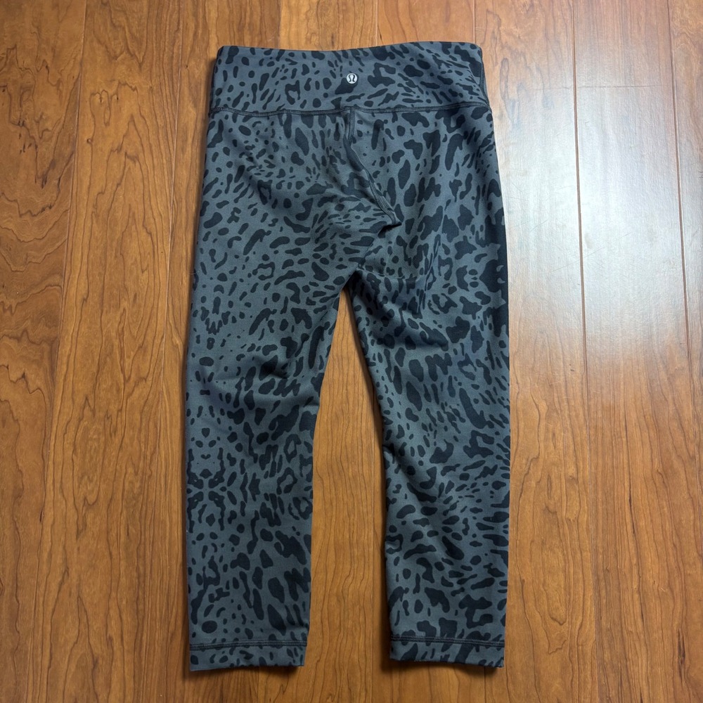 Lululemon Wunder Under Crop 21 Wild Thing Camo Deep Coal Multi Leopard Size 6